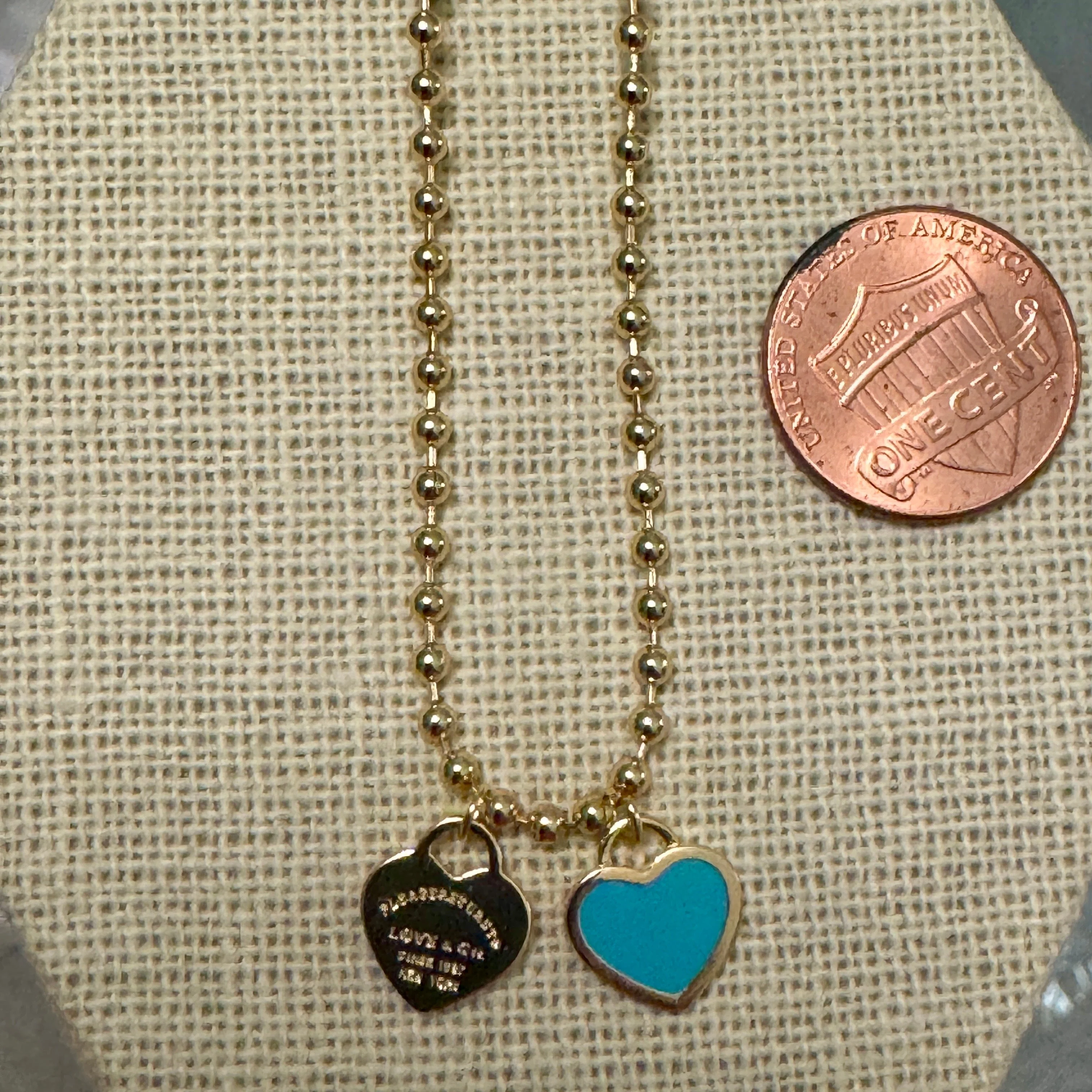 DOUBLE HEARTS ON BALL CHAIN - Gold - Image 11