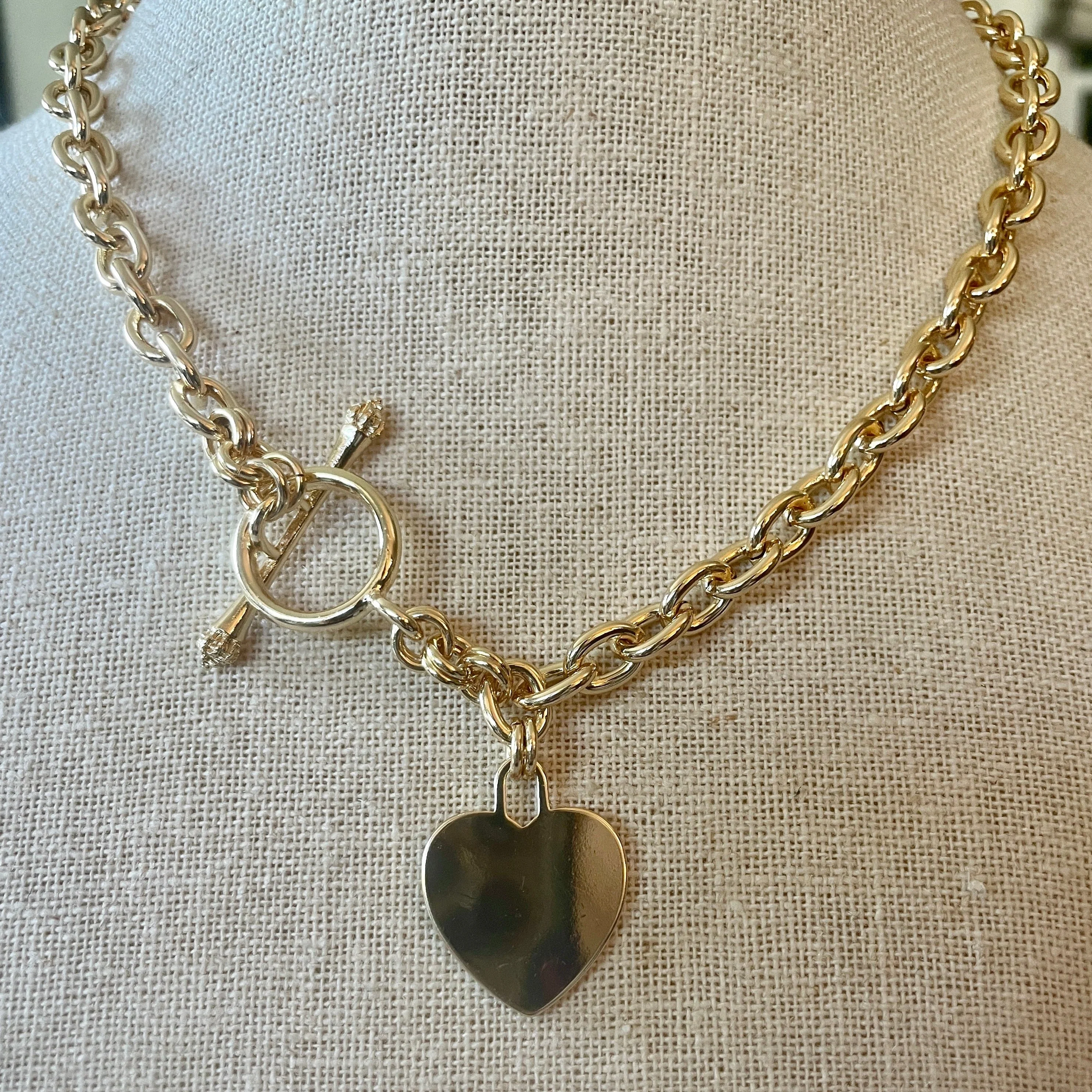 Heart Pendant with Toggle Clasp - Gold - Image 4