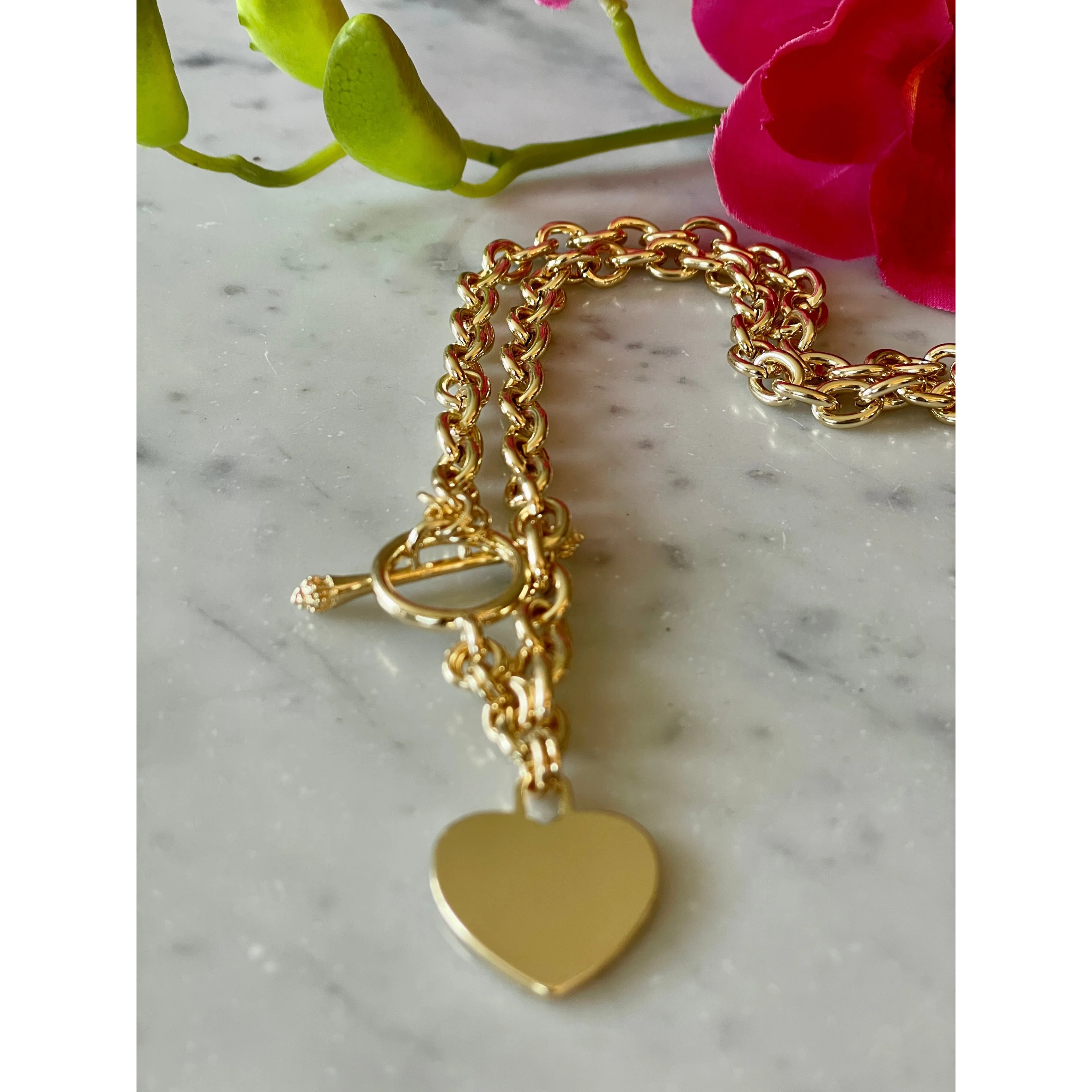 Heart Pendant with Toggle Clasp - Gold - Image 5