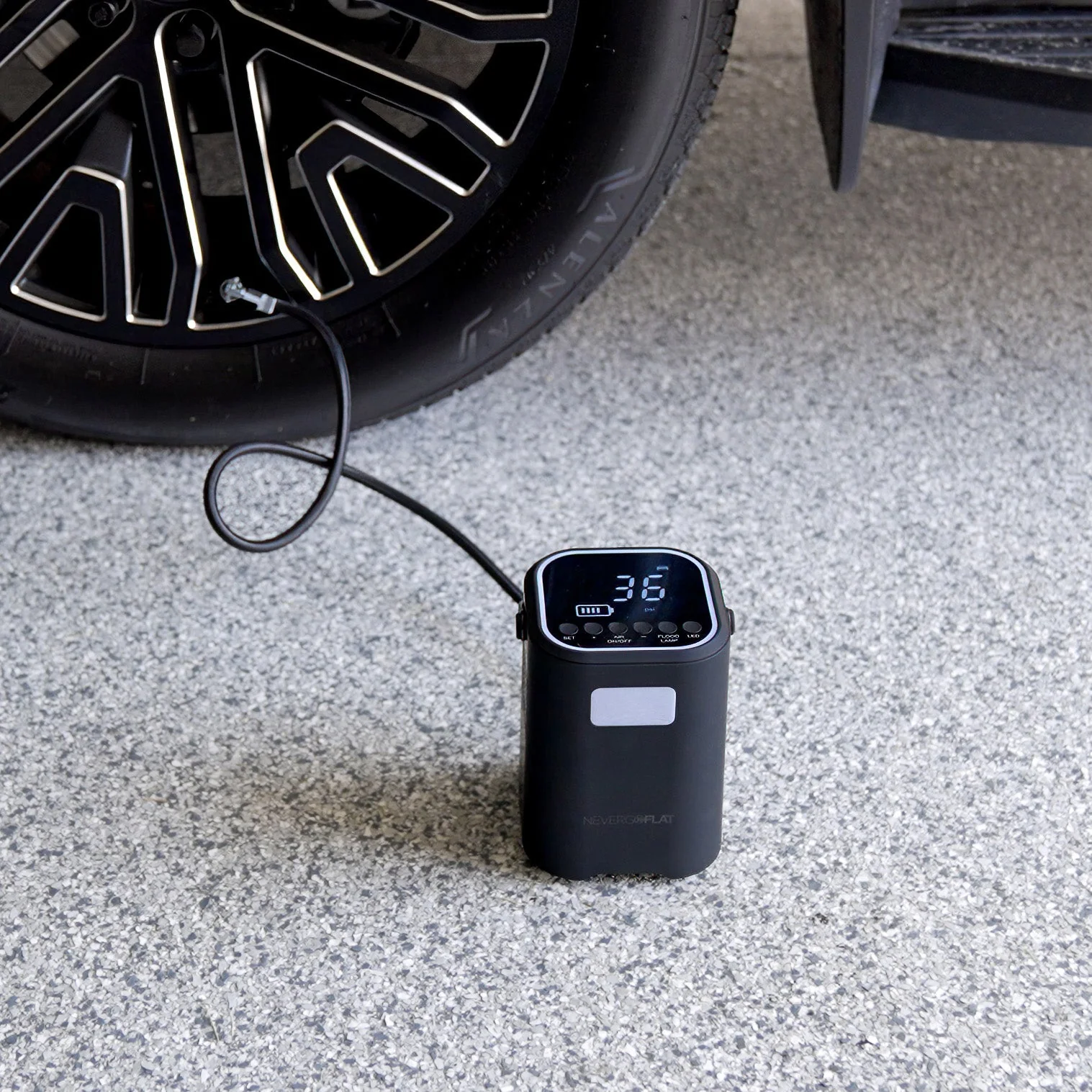 NeverGoFlat - Portable Air Compressor, Power Bank & Flashlight - Image 16