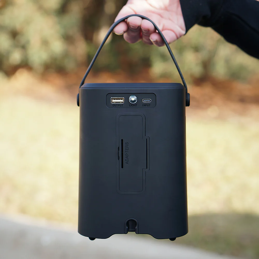 NeverGoFlat - Portable Air Compressor, Power Bank & Flashlight - Image 3