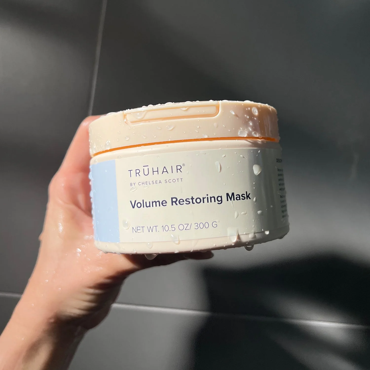 Volume Restoring Hair Mask - Image 3